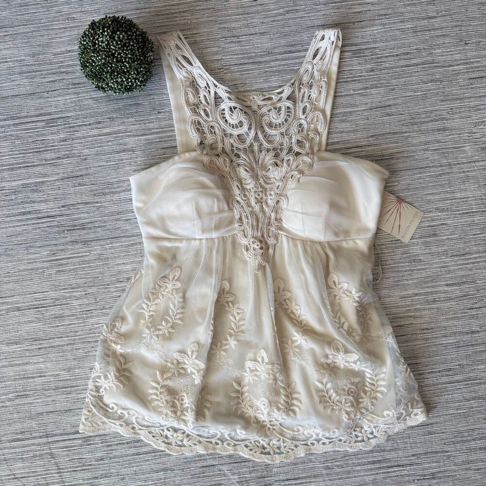Boston Proper Muse Crochet Lace Embroidered Babydoll Tank Top Ivory Size Medium